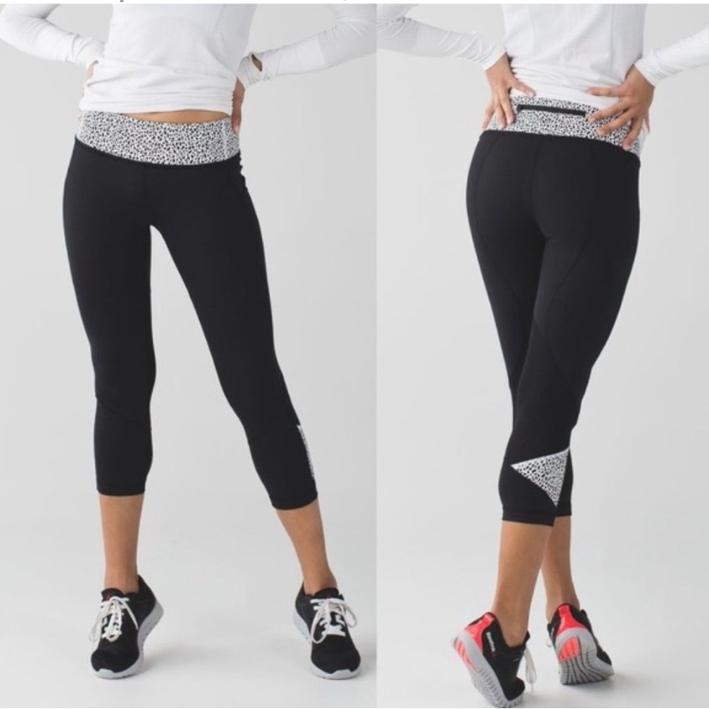 Lululemon Pace Rival Crop Black/Miss Mosaic Black.